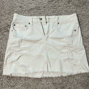 Women’s Size 6 American Eagle Mini Skirt